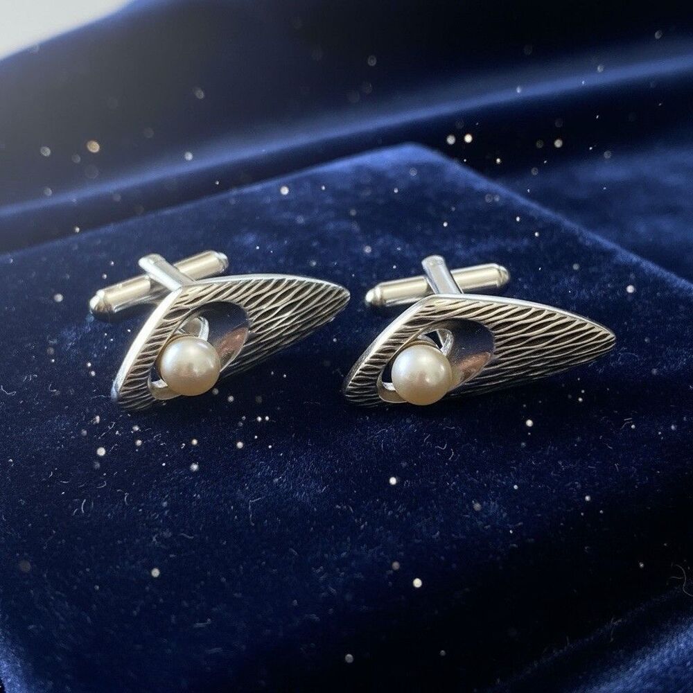 Vintage Silver Tone Cufflinks Modernist Faux Pearl 1.25 Inch